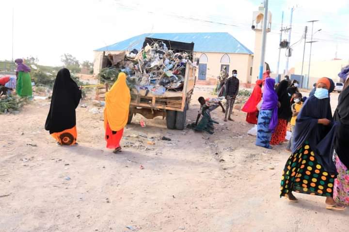 Haweenka Galmudug  oo door Wanaagsan kaqaata ilaalinta deegaanka