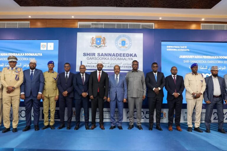 Madaxweynaha JFS oo Furay Shir looga hadlayo Arimaha garsoorka dalka.