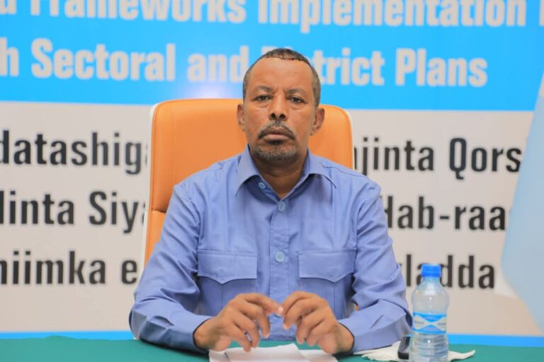 Shirkii midaynta qorshayaasha degmooyinka Galmudug oo Dhuusamareeb lagu sooxiray.