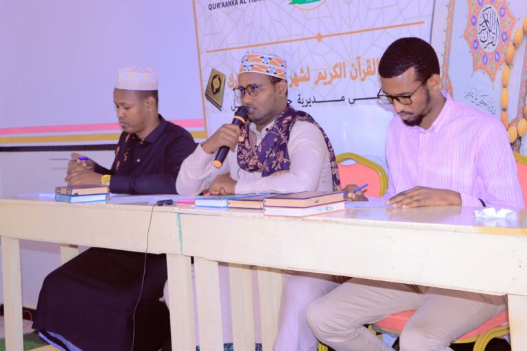 Qaybta labaad tartanka Qur’aanka ee xaafadaha oo degmada Guriceel laga daah-furay