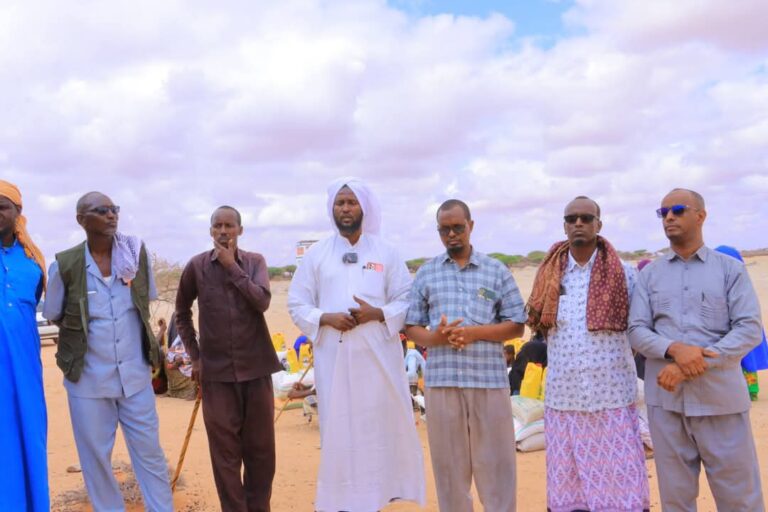 Gudiga gurmadka abaaraha  degmada Cadaado oo 40 qoys gaarsiiye raashin.