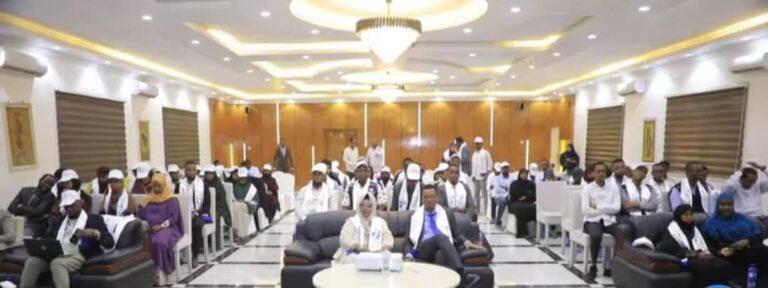 Wasiiru-Dowlaha Wasaaradda Caafimaadka XFS oo  Muqdisho ka furtay ololaha Todobaadka Wacyigelinta Tallaalka.