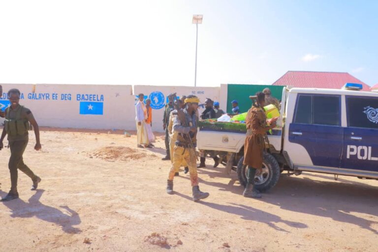Booliska Galmudug oo Digniin adag ka Soo Saaray Hubka Sharci-darrada ah ee Magaalooyinka Lagu Dhex Sito