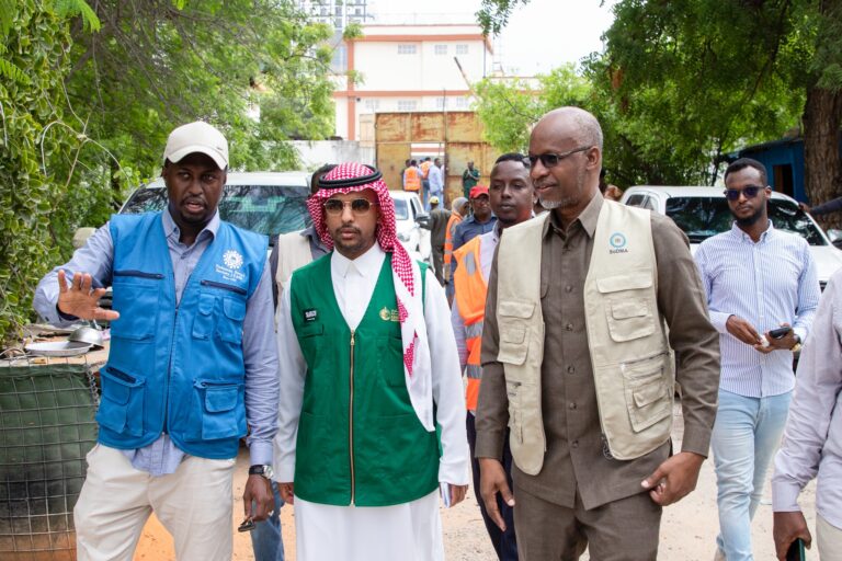 SODMA oo  Muqdisho ka daahfurtay qaybinta deeq gargaar ah