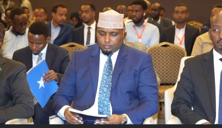 Wasaaradda Qorsheynta oo Muqdisho Ku Qabatay Shir Ku Saabsan Saadaasha Dhaqaalaha.