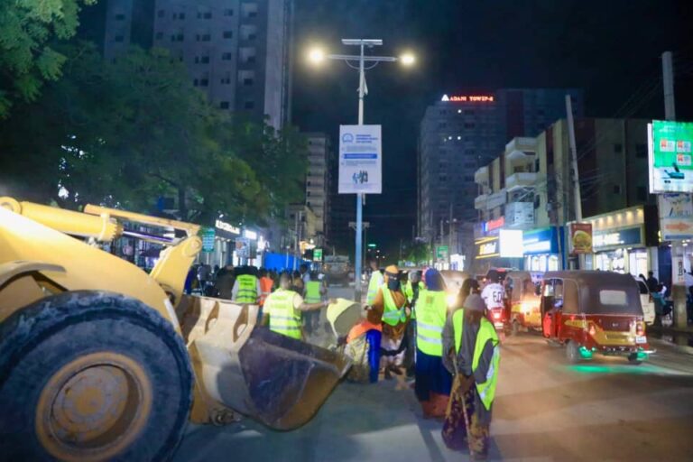 Mamulka Gobollka Banadir oo olole nadafadeed ka sameyay qaybo kamid ah Muqdisho.