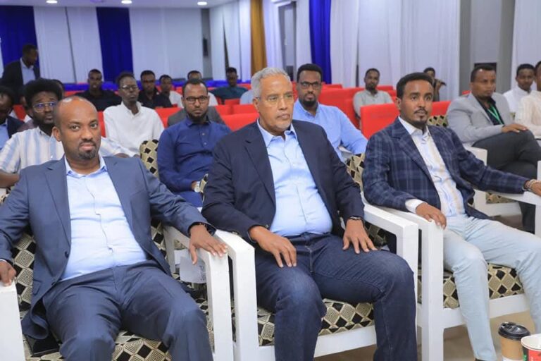 Doorashada hogaanka ururka Dhakhaatiirta Puntland oo Garoowe ka Dhacday.