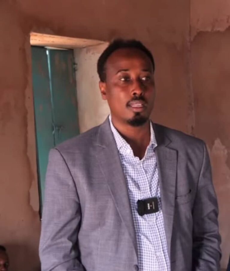 Wasaradda Xanaanadda Xoolaha galmudug oo ballan qaaday inay deegaanka Olol  ka hirgalin doonta xarunta daryeelka Xolaha