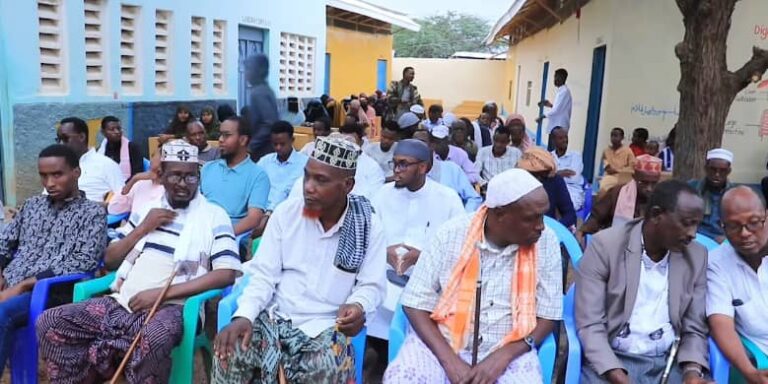 Dugsi  Hoose dhexe & Sare  oo laga hirgeliyay degmada Luuq ee gobolka Gedo.