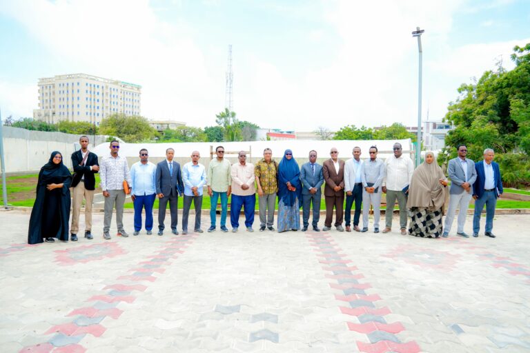 Wasaaradda Beeraha  XFS oo Muqdisho ka furtay shir looga hadlayay sidii dalka loo keeni lahaa abuur tayo leh.