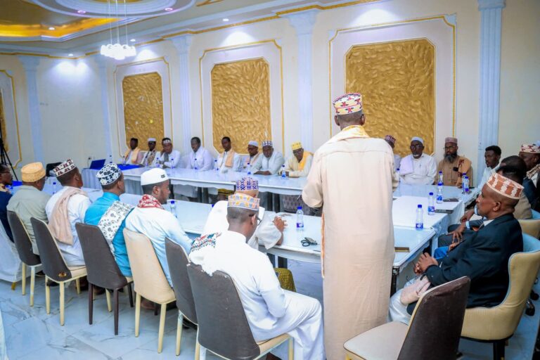 Shirweynaha Culimada Galmudug oo Dhuusamareeb lagu soo xiray