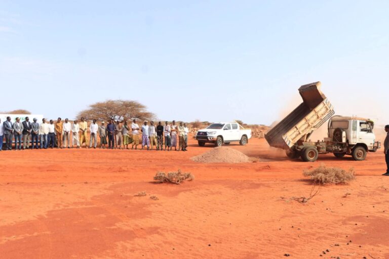 Wasiirka Beeraha iyo warabka Galmudug oo xerale ka dhagax dhigay wado Jaay ah