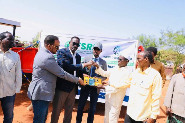 Iskaashata-beeralayda degmada Xeraale oo lagu wareejiyay agabka beeraha