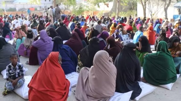 Hay’adda SoDMA oo  deeq raashin ah gaarsiisay qoysas ku nool magaalada Muqdisho