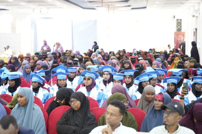 Arday baratay Culuumta Caafimaadka oo munaasabad qalin loogu qabtay Baladweyne