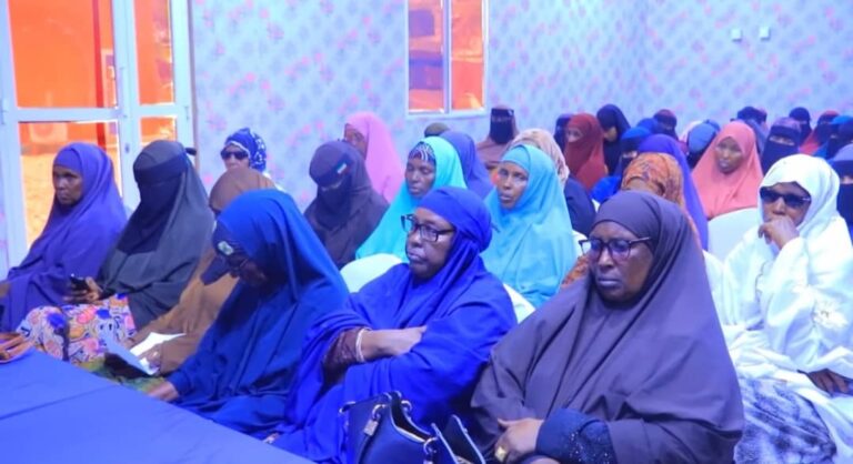 kulan looga hadlayay doorka haweenka ee hoggaaminta oo lagu qabtay Caabudwaaq